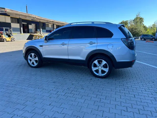 Chevrolet Captiva - фото 4