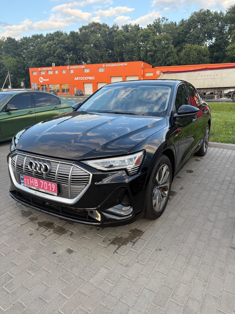 Audi e-tron Sportback - фото 3