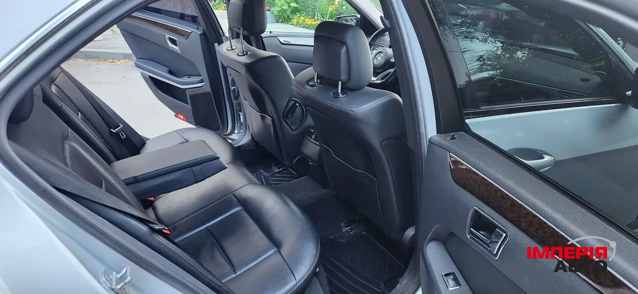 Mercedes-Benz E-Класс - фото 8