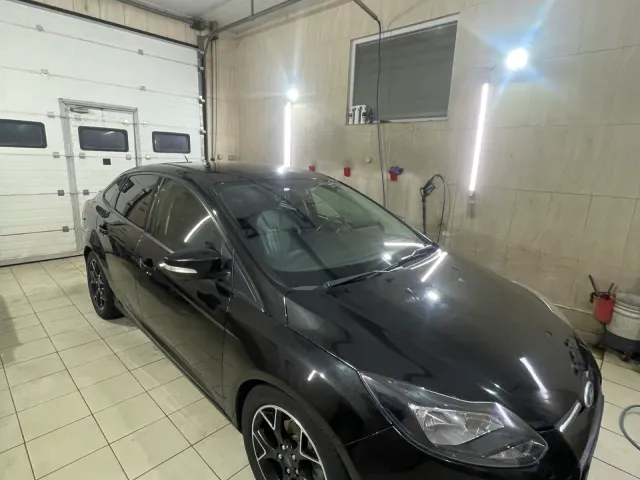 Ford Focus - фото 2
