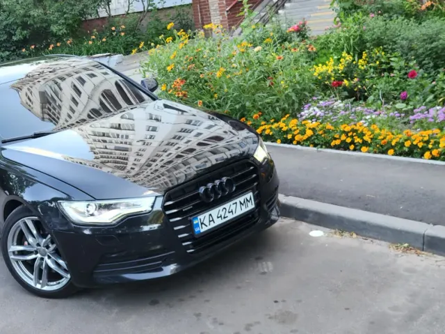 Audi A6 - фото 1