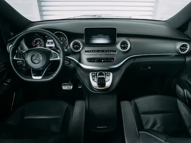 Mercedes-Benz V-Класс - фото 1