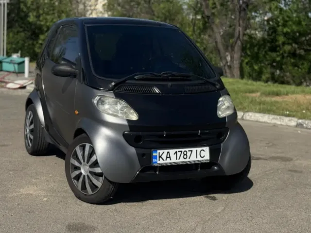 Smart Fortwo - фото 1