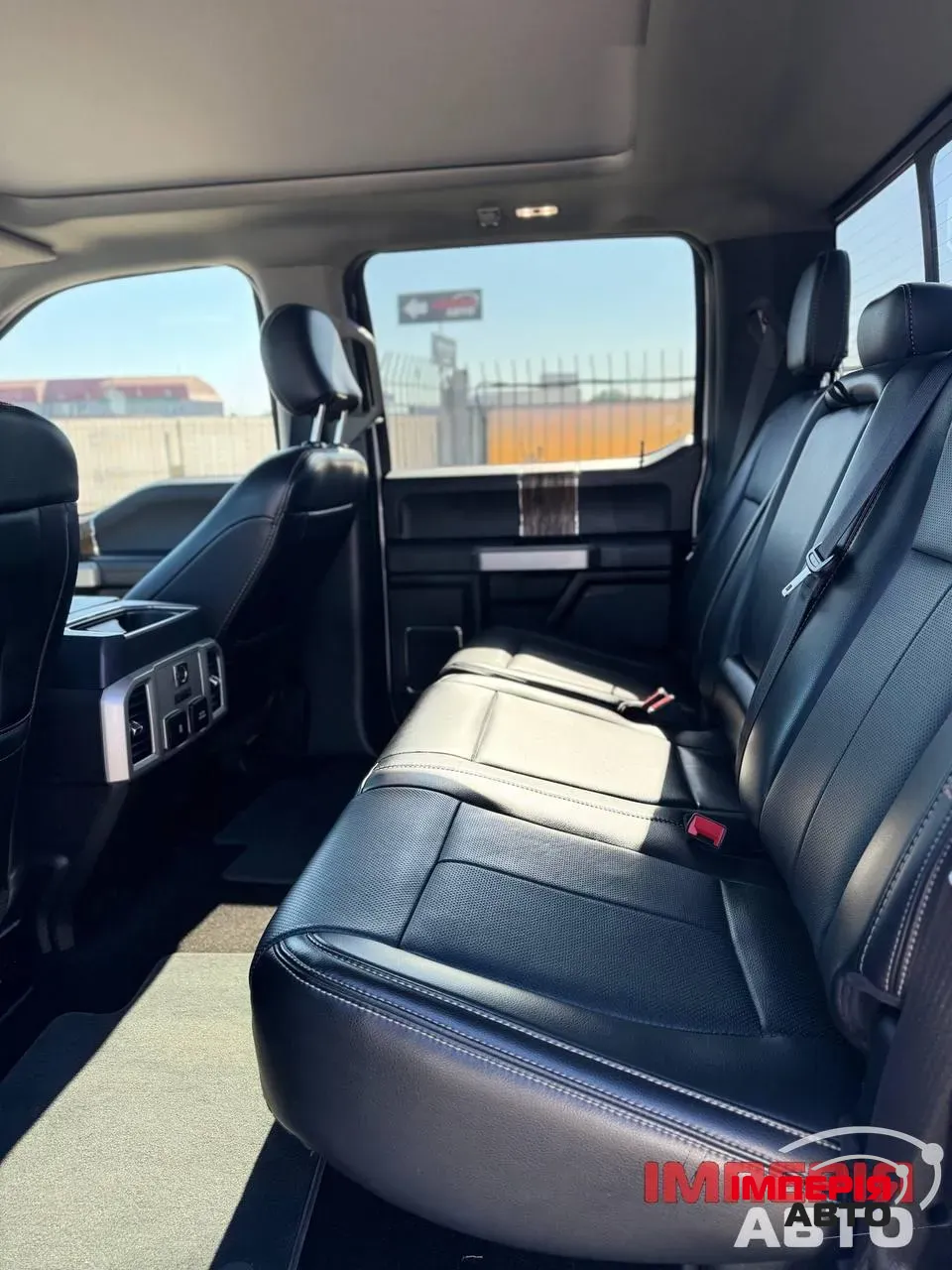 Ford F-150 - фото 7