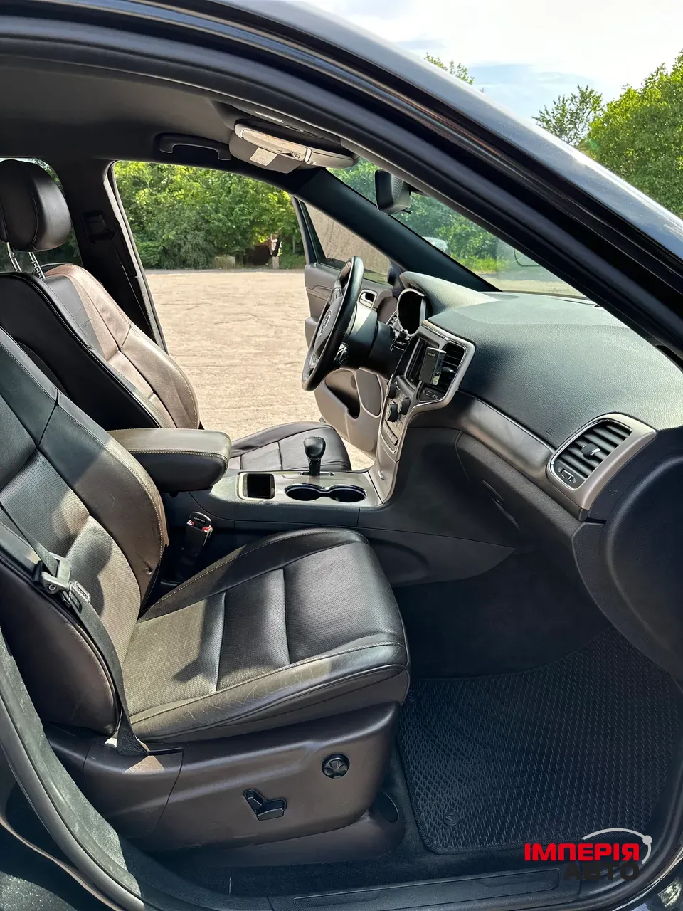 Jeep Grand Cherokee - фото 30