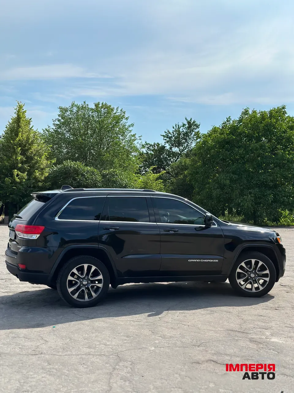 Jeep Grand Cherokee - фото 13