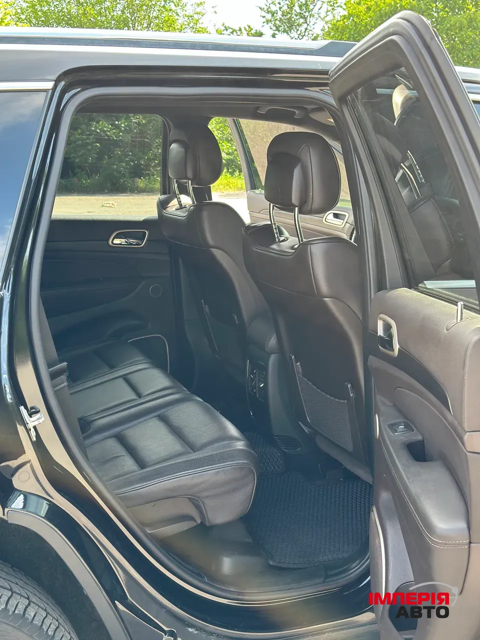 Jeep Grand Cherokee - фото 26