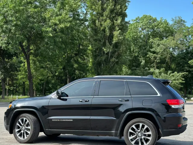 Jeep Grand Cherokee - фото 2