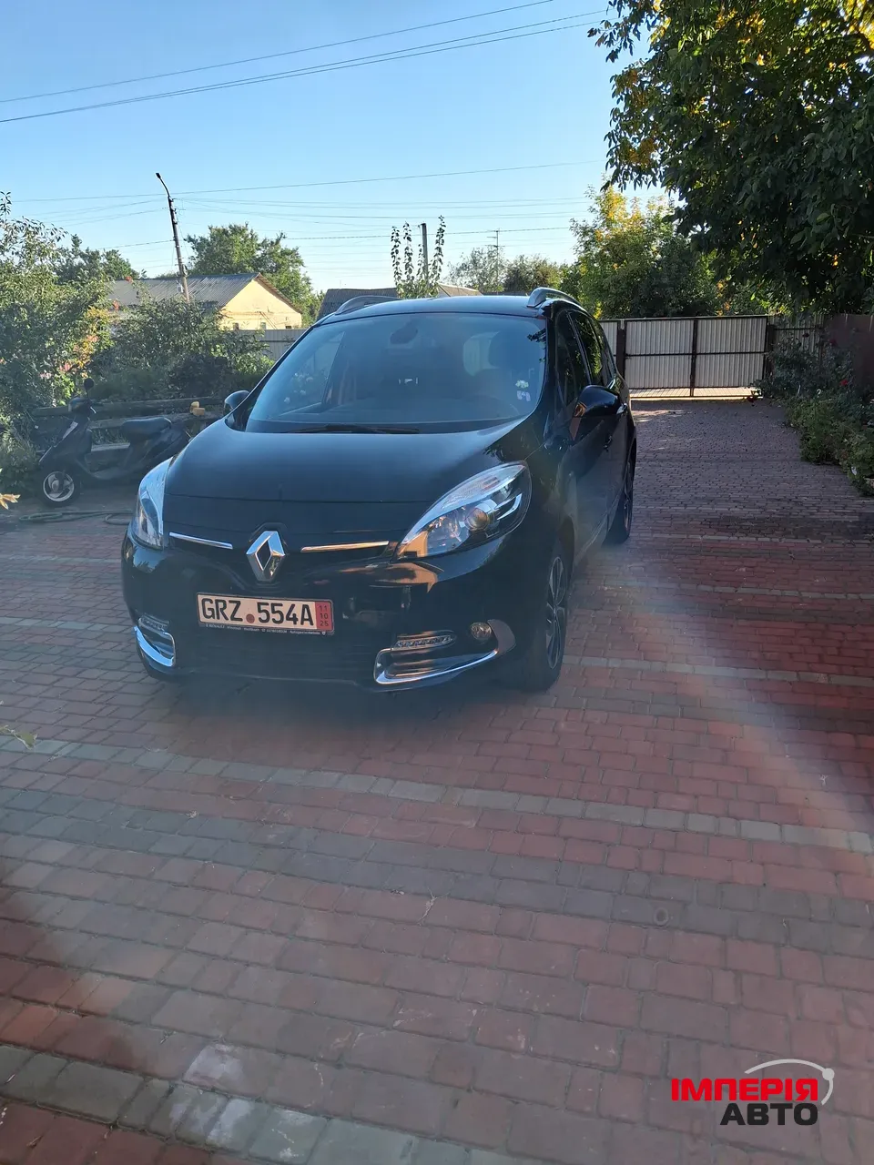 Renault Scenic - фото 2