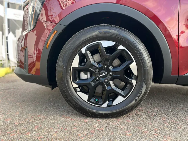 Kia Sorento - фото 5