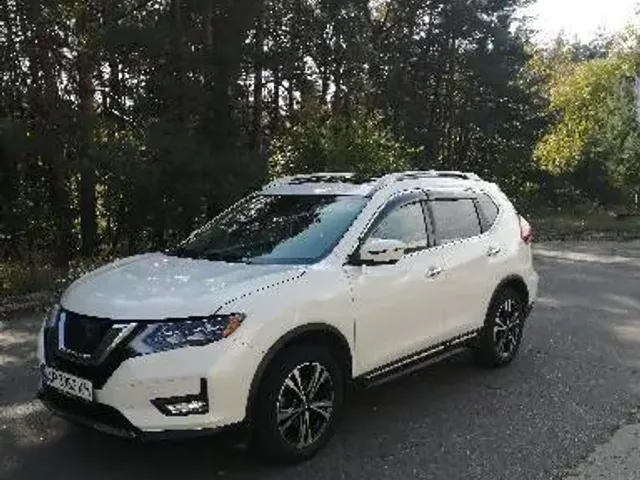 Nissan Rogue - фото 1