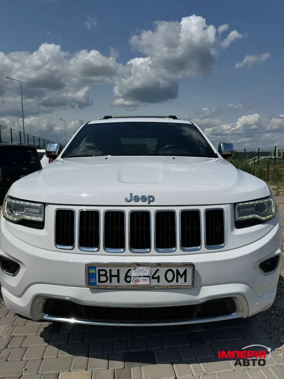 Jeep Grand Cherokee - фото 1