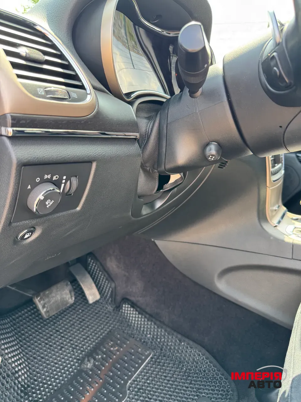 Jeep Grand Cherokee - фото 15