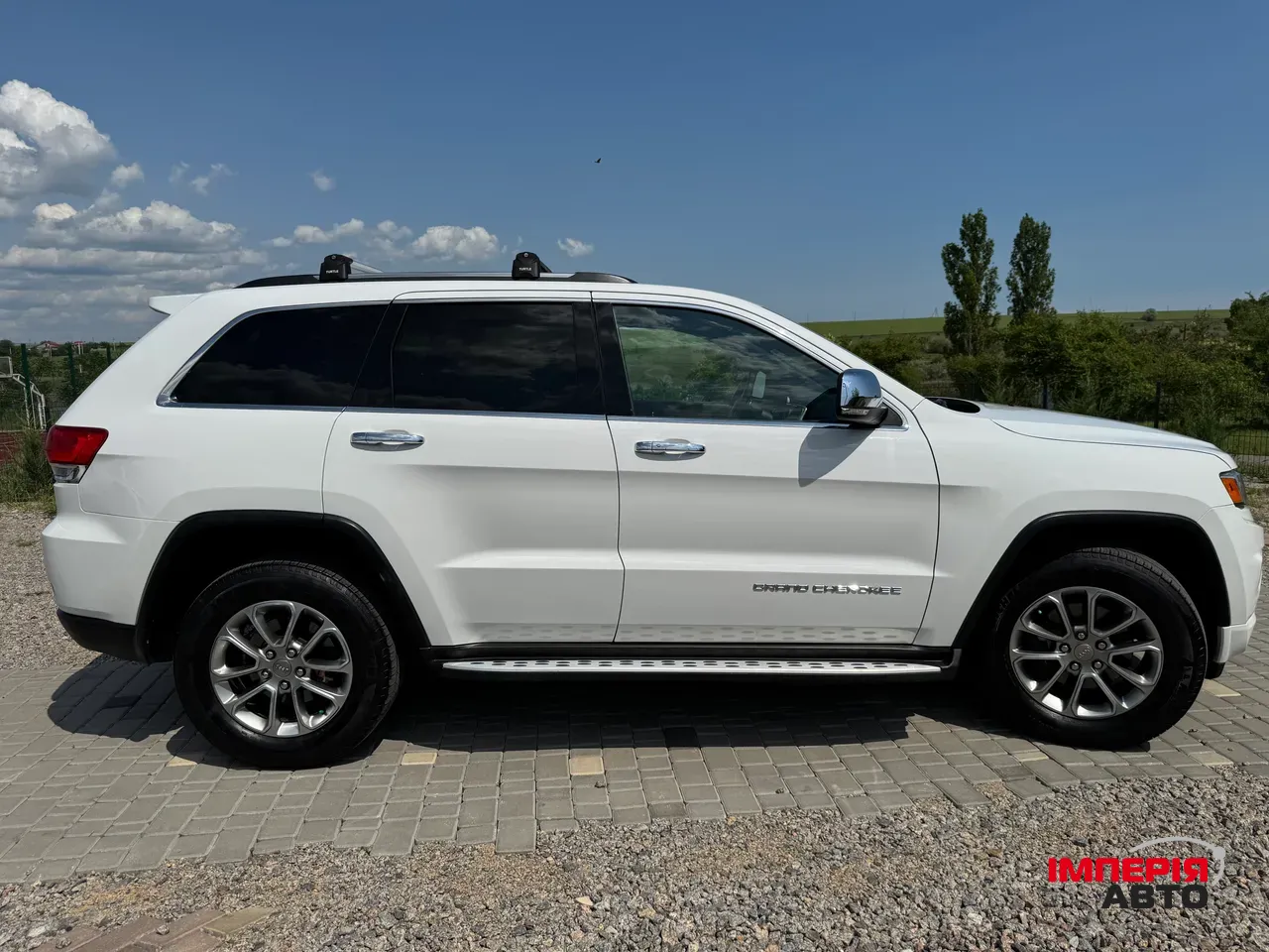 Jeep Grand Cherokee - фото 3