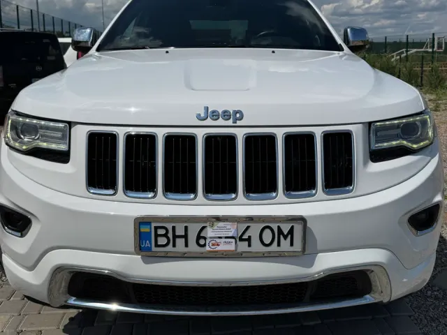 Jeep Grand Cherokee - фото 1