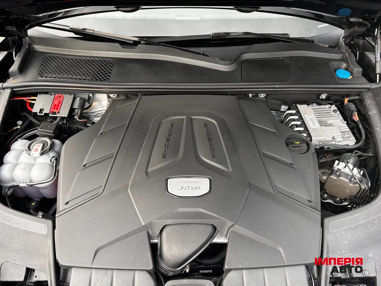 Porsche Cayenne - фото 19