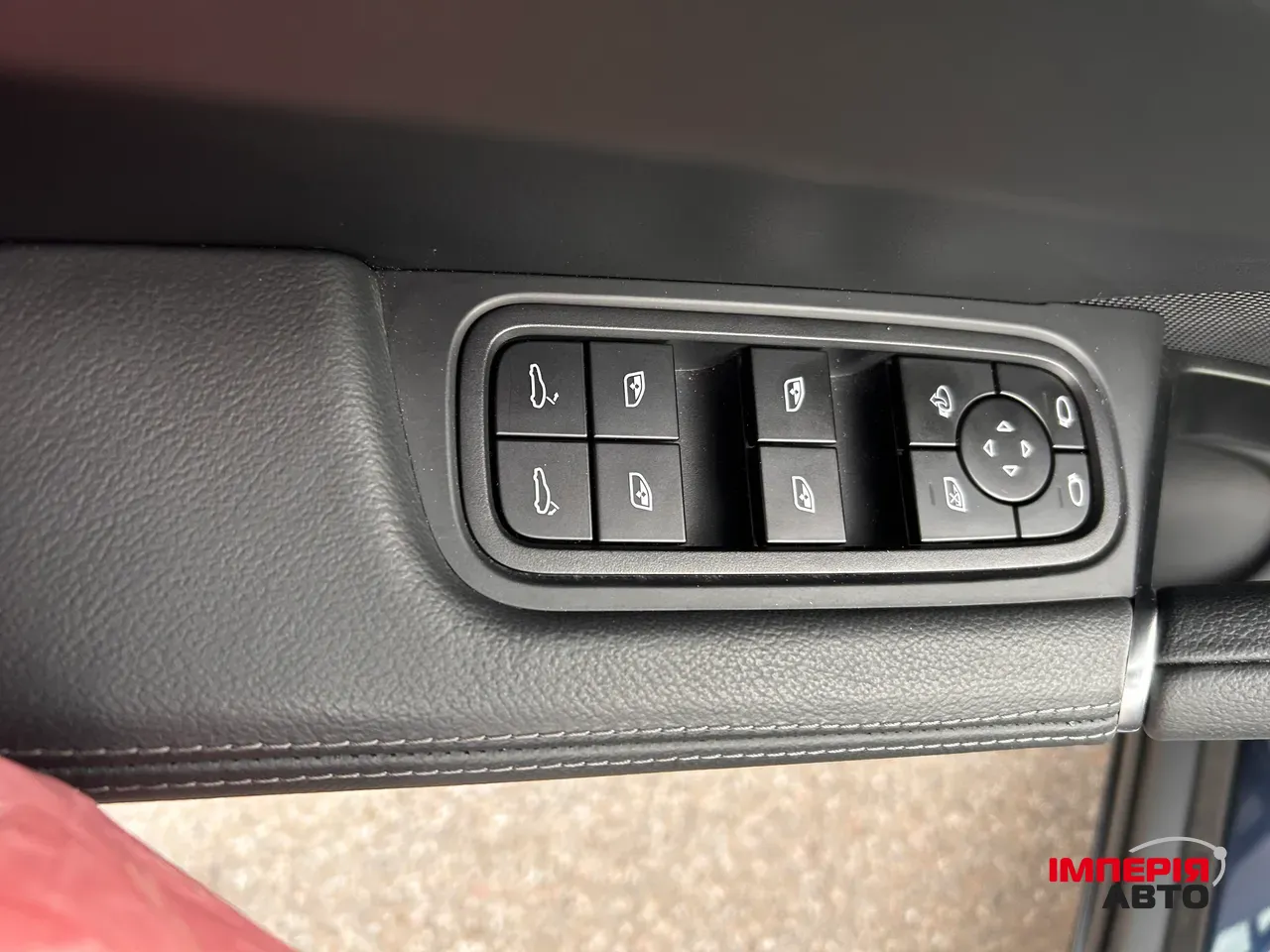 Porsche Cayenne - фото 14