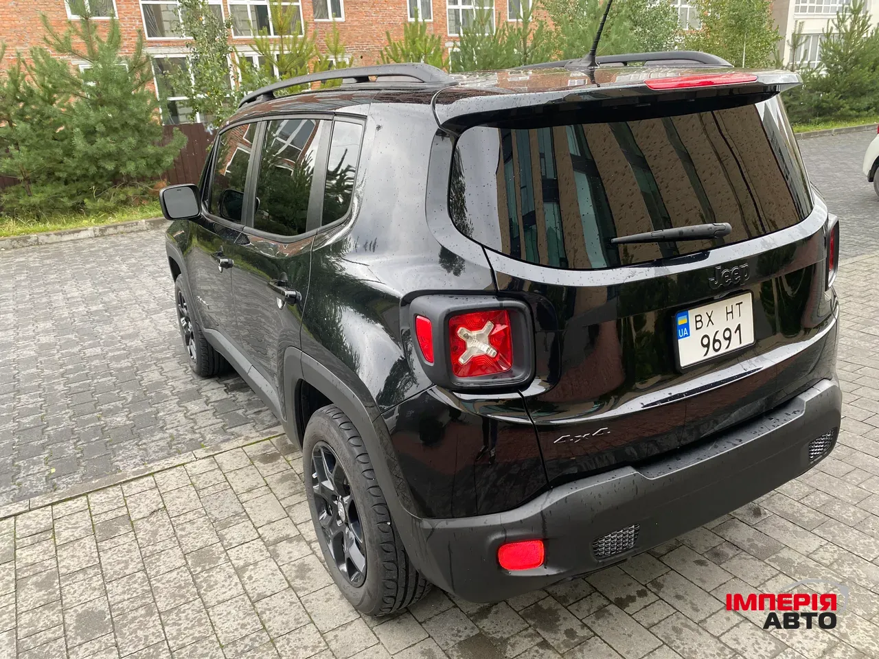 Jeep Renegade - фото 9