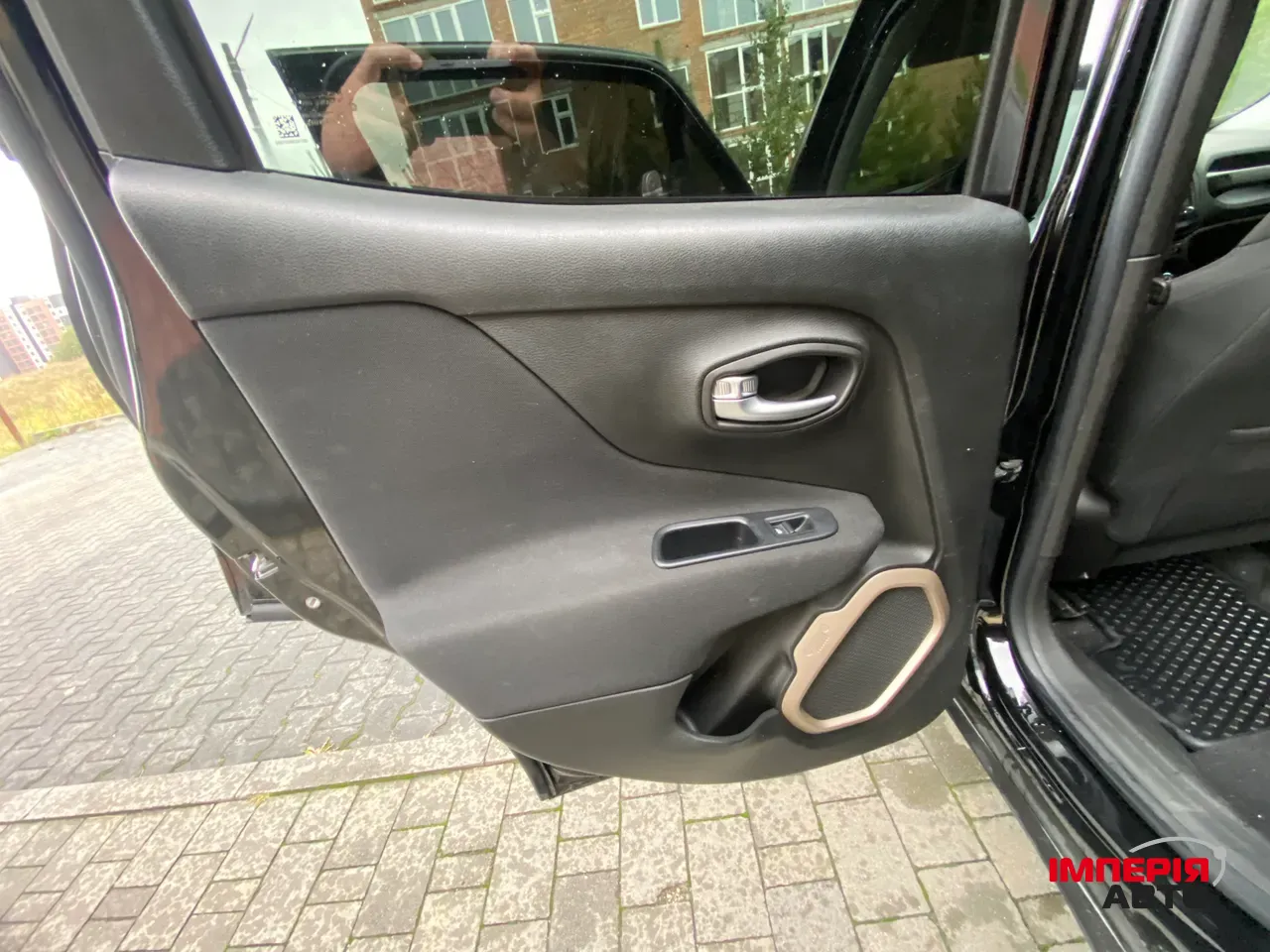 Jeep Renegade - фото 13