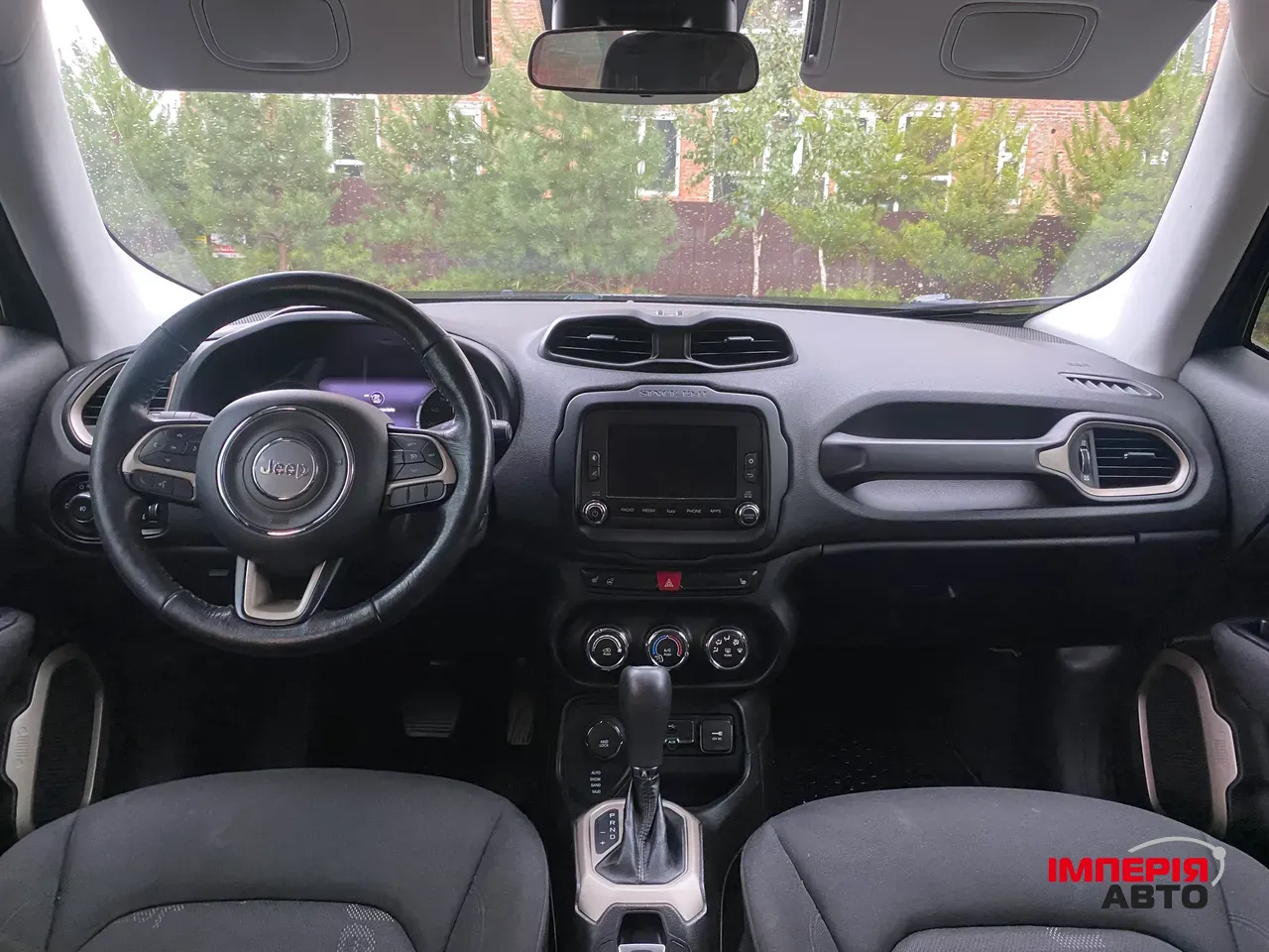 Jeep Renegade - фото 16