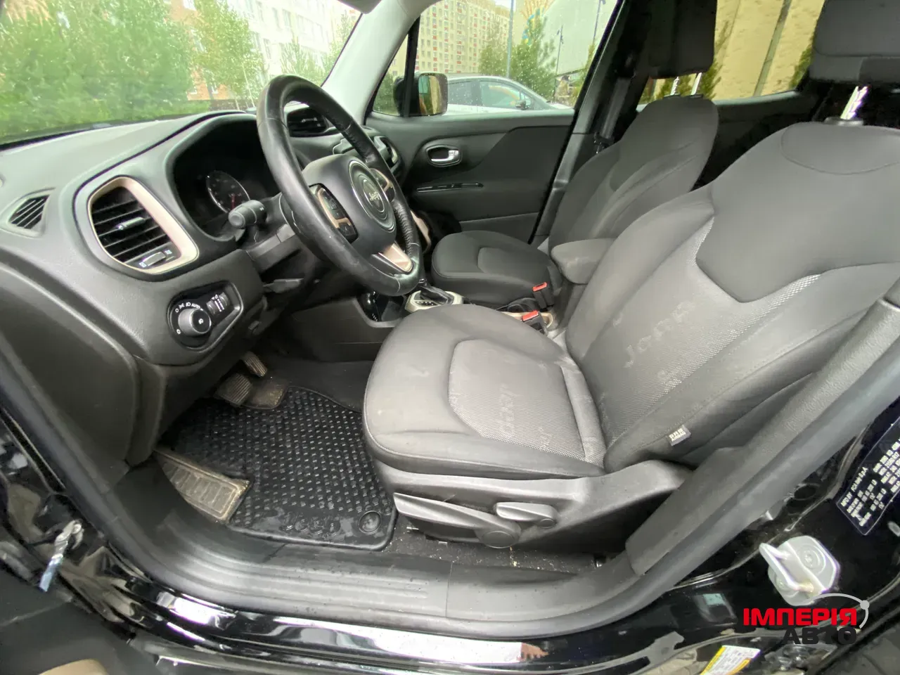 Jeep Renegade - фото 7