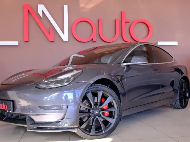 Tesla Model 3 - фото 2