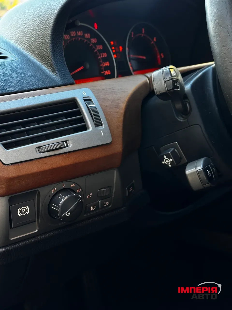 BMW 7 серії - фото 34