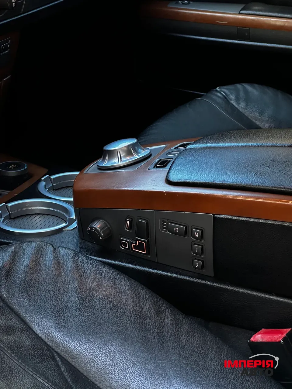 BMW 7 серії - фото 36