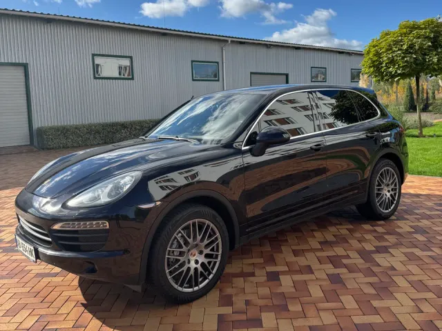 Porsche Cayenne - фото 2