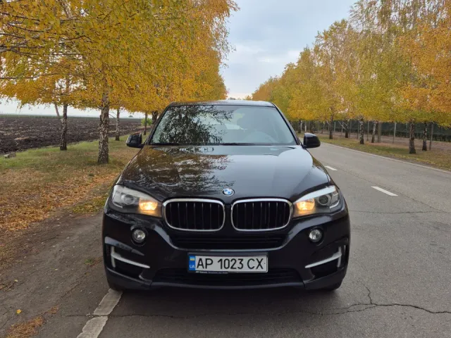 BMW X5 - фото 3