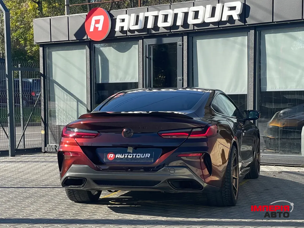 BMW 8 серії - фото 12