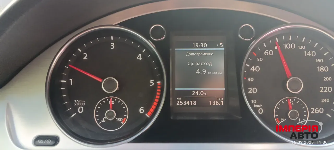 Volkswagen Passat - фото 8