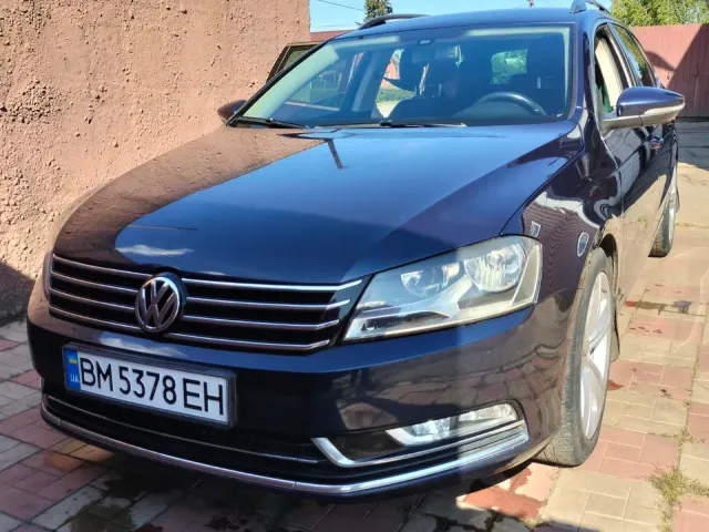 Volkswagen Passat - фото 1