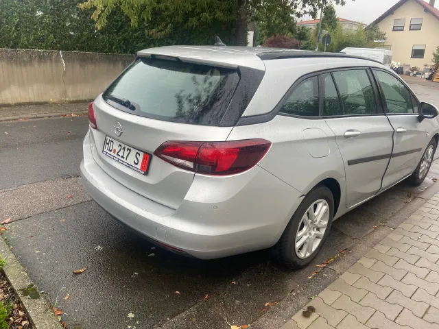 Opel Astra - фото 4