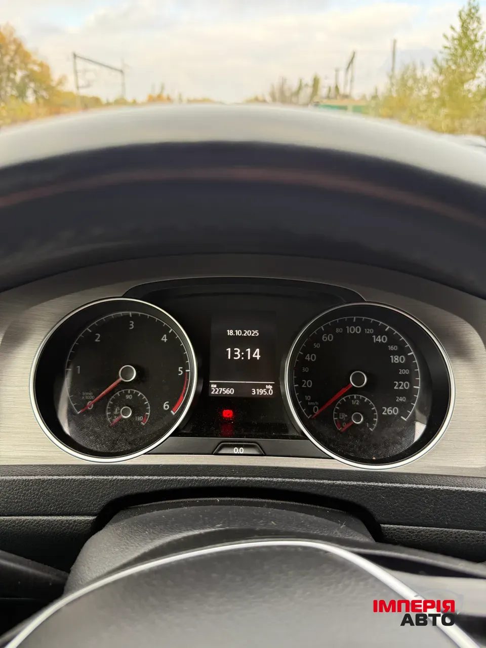 Volkswagen Golf - фото 12