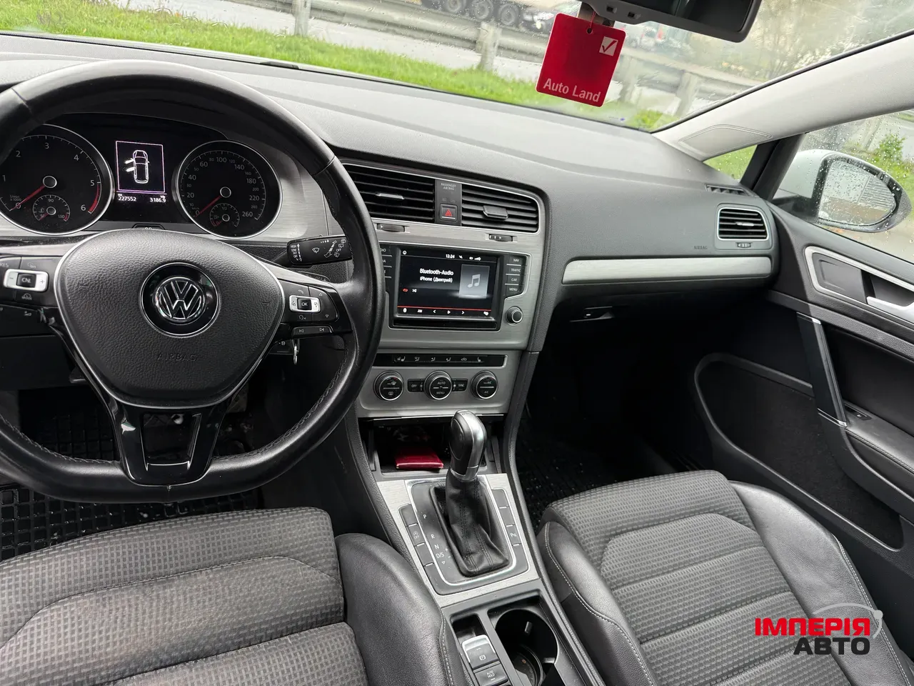 Volkswagen Golf - фото 4