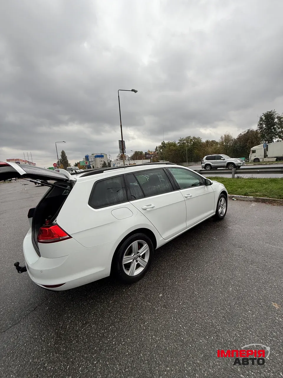 Volkswagen Golf - фото 6