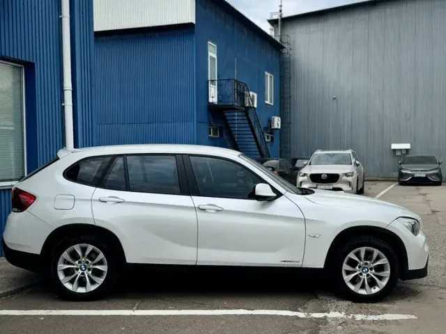 BMW X1 - фото 4