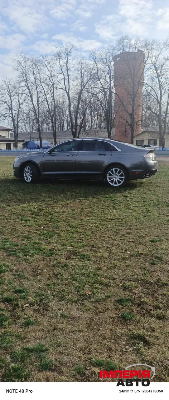 Lincoln MKZ - фото 1