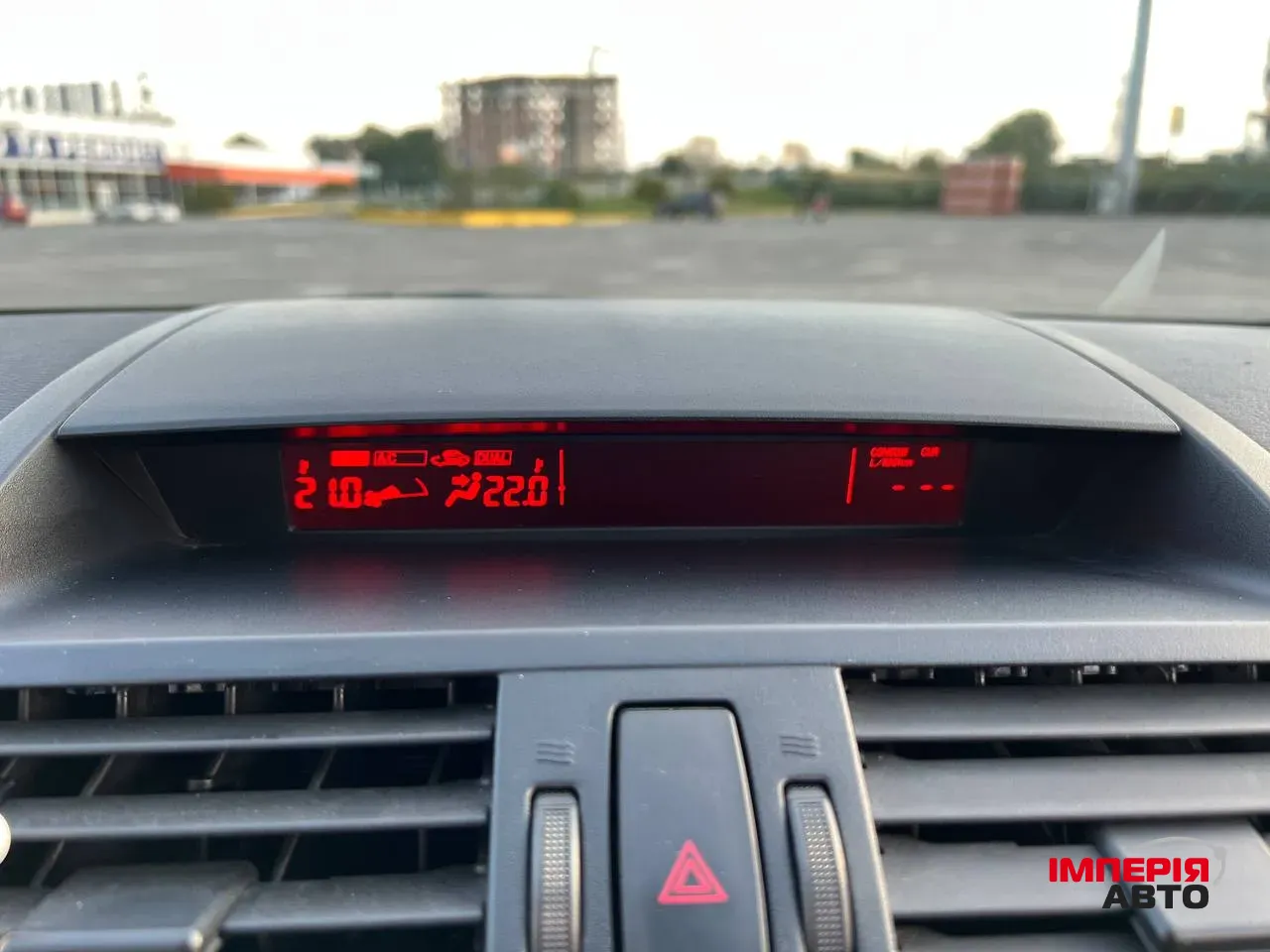 Mazda 6 - фото 17