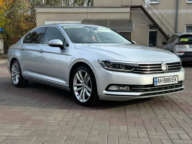 Volkswagen Passat - фото 3