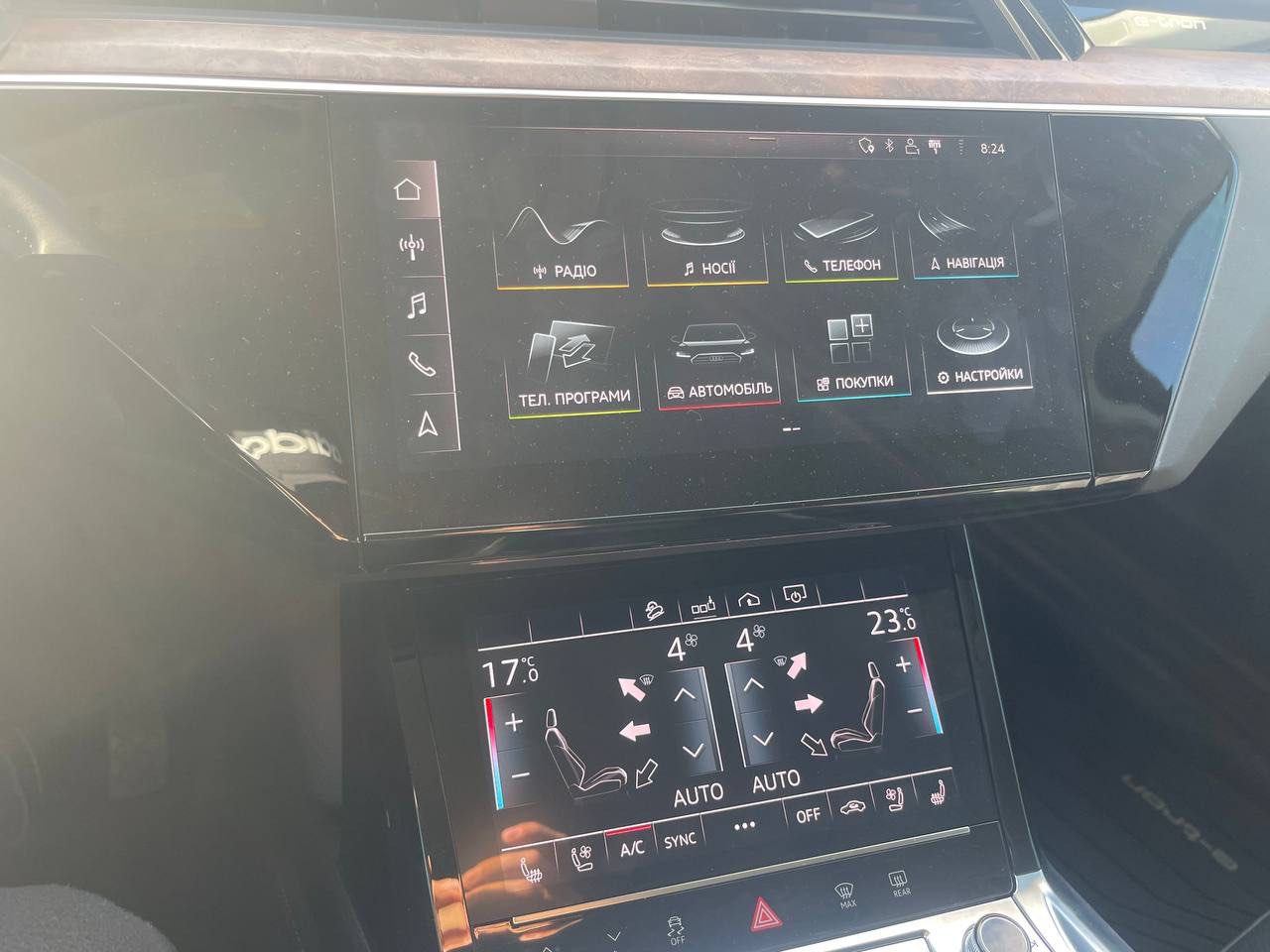 Audi e-tron - фото 11