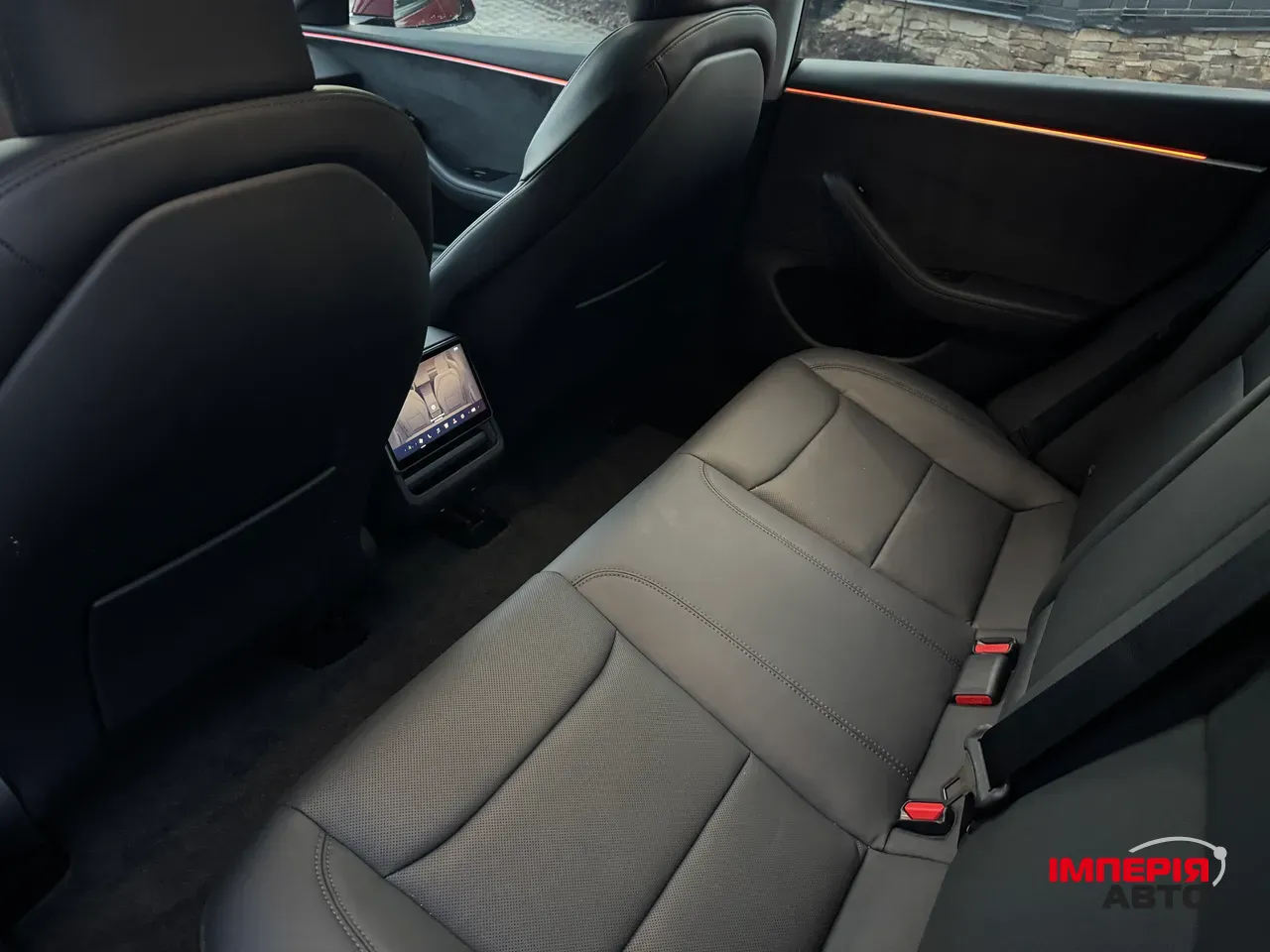 Tesla Model 3 - фото 31