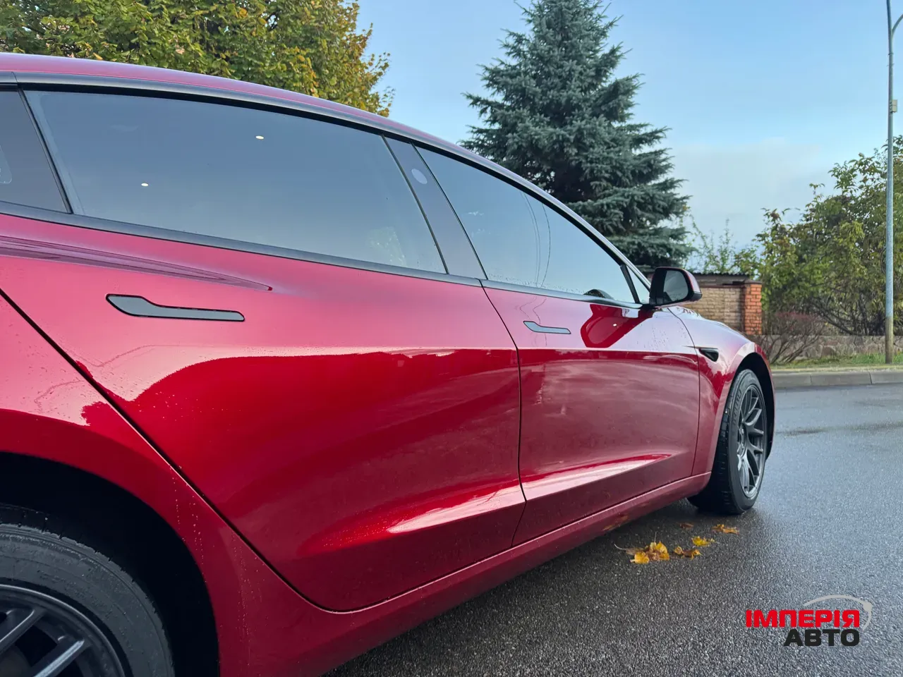 Tesla Model 3 - фото 7