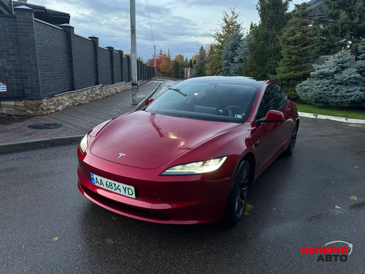 Tesla Model 3 - фото 1