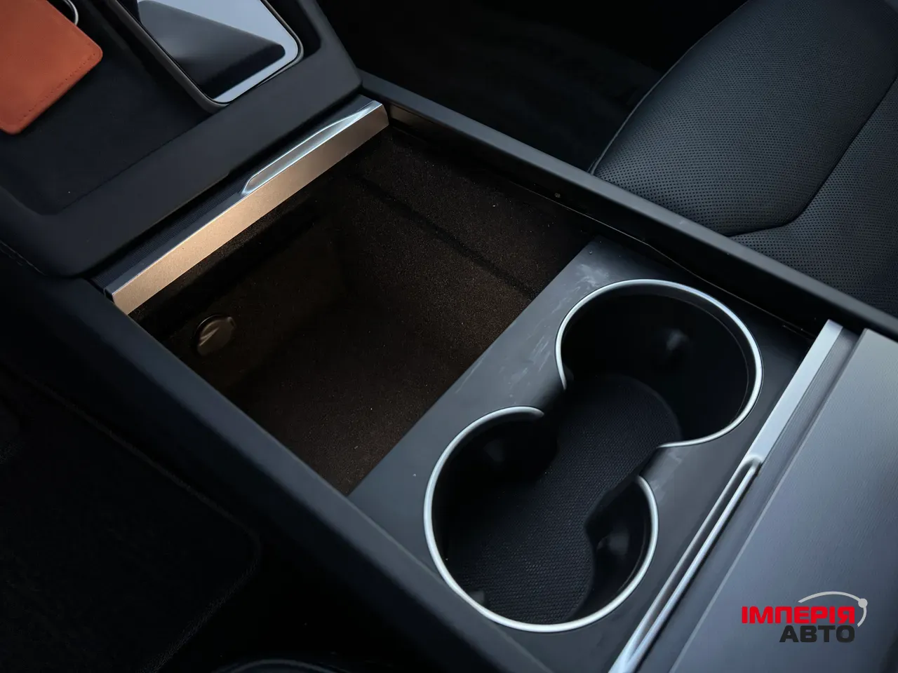 Tesla Model 3 - фото 29