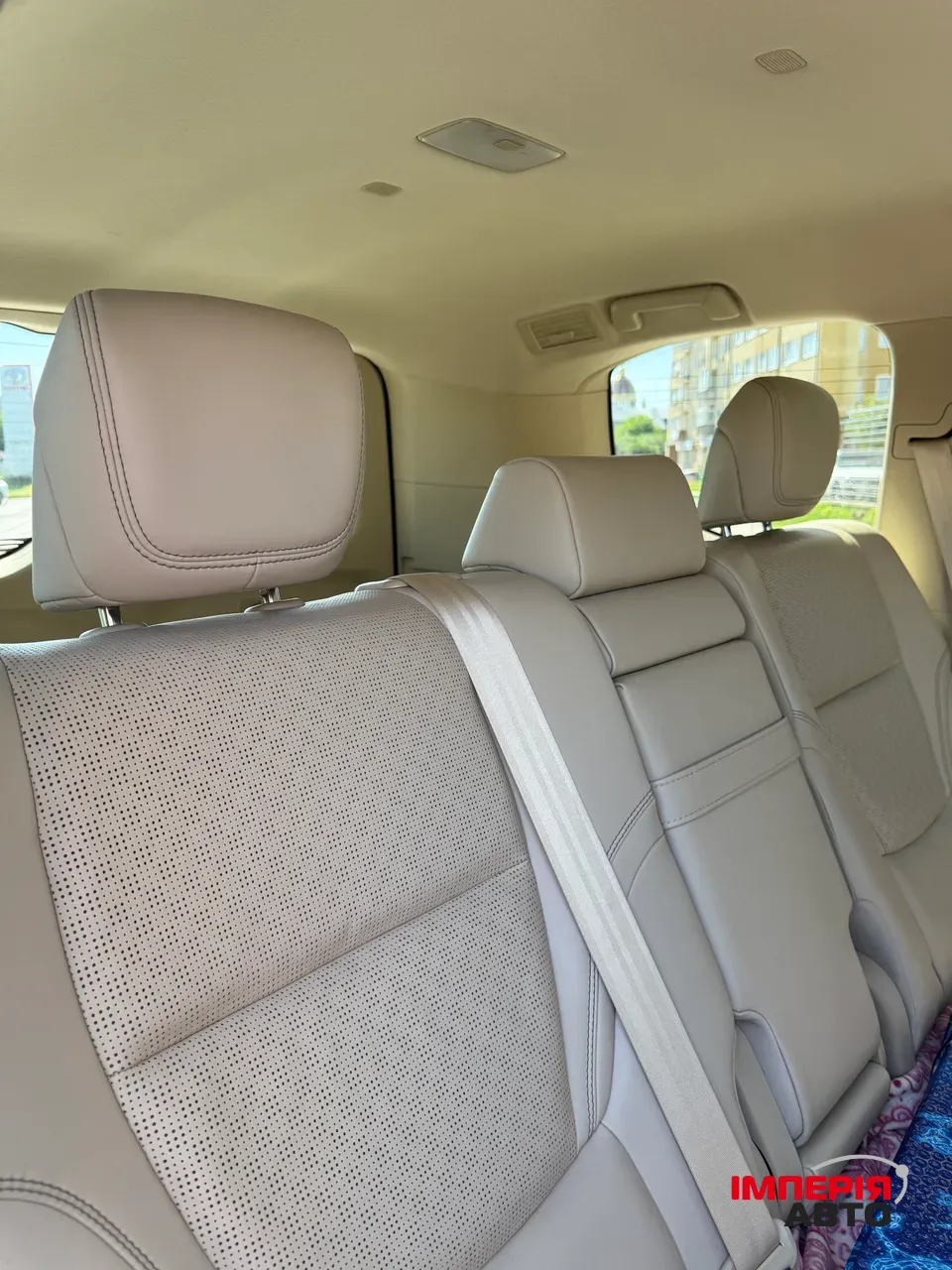 Toyota Land Cruiser - фото 9