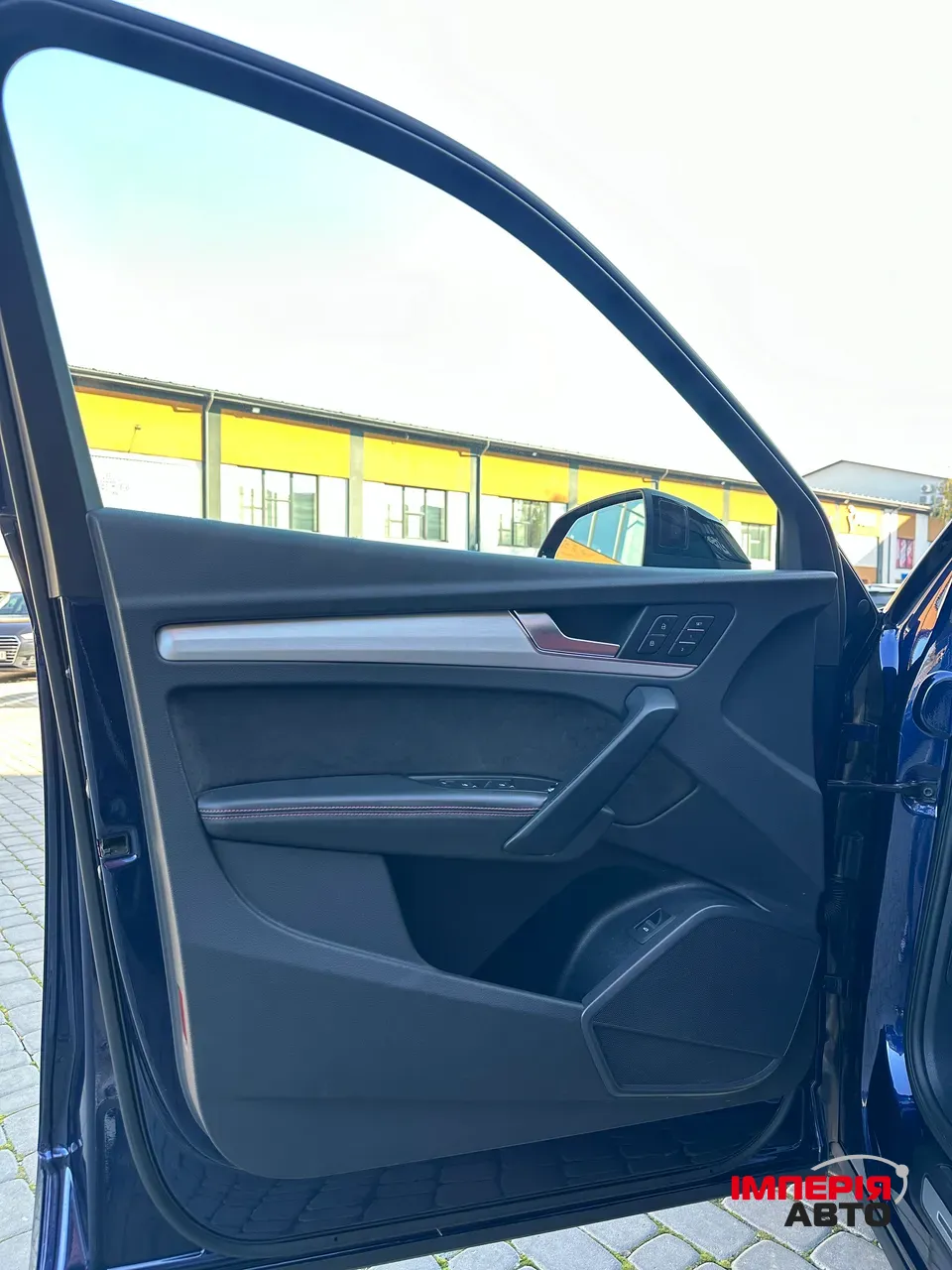 Audi SQ5 - фото 13