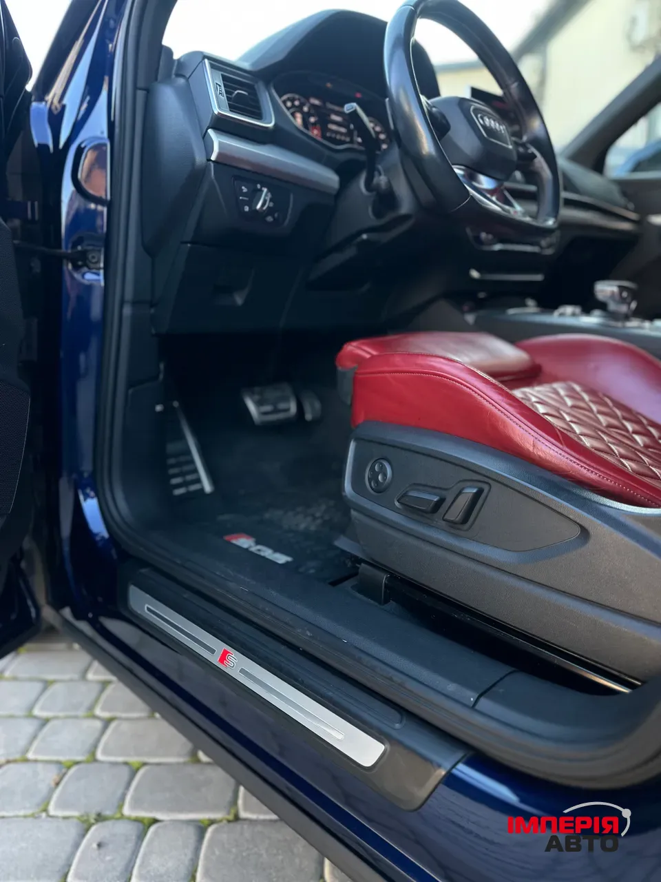 Audi SQ5 - фото 12