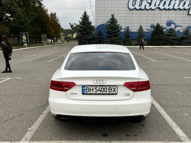 Audi A5 - фото 4